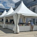 Počeo mini letnji sajam knjiga na Trgu ispred Doma kulture