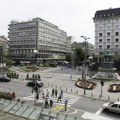 Direktor policije se hvali padom kriminala, a po beogradskim ulicama se biju motkama usred dana
