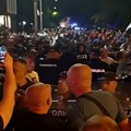 Protest studenata i građana danas kod prostorija SNS u Vrbasu: "Mi nećemo ćutati"