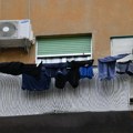 Greške zbog koje veš posle pranja loše miriše: 2 stvari sprečiće razmnožavanje gljivica i buđi u odeći