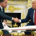 Тентије унутар НАТО не јењавају: Руте разговарао са Трампом о ситуацији на Гренланду