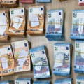 (Foto) Pokušaj krijumčarenja na Batrovcima: Kod putnika pronađeno 90.000 evra, 26 litara viskija i votke
