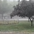 Grad veličine graška tukao Prokuplje više od minut