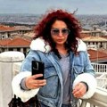 "Bez ičega su me izbacili sa detetom na ulicu" Pevačici nakon smrti muža njegova porodica napravila pakao od života: Smetala…