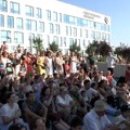 „RTV Piknik – Ponesi ćebe“ okupio Novosađane uz muziku i pogled na Dunav