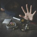 Kancelarija UN za drogu i kriminal: Tehnološki napredak se koristi za razvoj novih vrsta narkotika