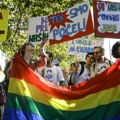 Istopolni parovi u Crnoj Gori imaće ista prava kao supružnici. Spremne izmene zakona, LGBT zajednica slavi