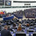 Šizofrena cepanja Brisela Evropski parlament traži od Vučića da prizna lažnu državu Kosovo "u skladu sa međunarodnim…