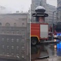 Požar u centru Beograda! Gori kod poznatog hotela: Dim se širi ulicom, veliki broj vatrogasaca na terenu (VIDEO)