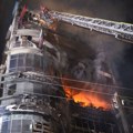 Požar u zgradi u Londonu, 11 povređenih, više od 100 ljudi evakuisano