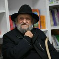 Petar Božović donirao prihod od predstave učenicima i studentima