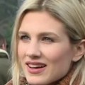 Bez šminke na licu na grudima joj leži sin! Nevena Božović pokazala naslednika dok spava, prizor sve raznežio (foto)