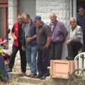 U dva i po minuta reportaže iz Pejkovca staje sve što se dešava u Srbiji u ovom trenutku: Pogledajte susret studenata i…