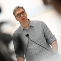 Vučić kaže da je od sinoć izložen "velikim pritiscima spolja i iznutra" posle najave obustave izvoza municije