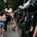 CLS: Policija da ne hapsi i maltretira građane koji protestuju