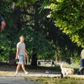Sunčano uz kratkotrajne pljuskove, uveče i tokom noći promena vremena