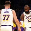 Godine učinile svoje: Lebron DŽejms završava karijeru?!