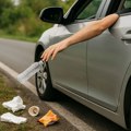 Oni koji bacaju smeće iz kola u Italiji sada mogu dobiti 18.000 evra kazne, ostati bez vozila i vozačke