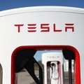 Sabotaža na Teslinim punjačima: Usred godišnjih odmora neko je sipao vodu u konektore