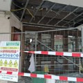 (Foto) Renovira se deo nadstrešnice u Srpskom narodnom pozorištu u Novom Sadu