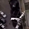 Avion se srušio na zgradu odmah nakon poletanja