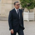 „Mnoge autoritarne vođe su ovo pričale, pa zbrisale“: O Vučićevoj izjavi da mu je svaki zatvor u Srbiji lepši od sunca bilo…