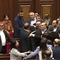Расправа посланика прерасла у физички сукоб, седница јерменске Скупштине прекинута
