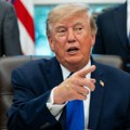 Amerika razmatra popuštanje sankcija brodovima koji prevoze naftu iz Rusije, Irana i Venecuele