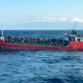 Pet grčkih policajaca u pritvoru za pomaganje pri prelasku ilegalnih migranata: Odalo ih čudno ponašanje
