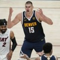 NBA haos: Denver gubi titulu zbog nasilja na centru terena?