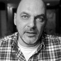 Preminuo Denis Kolundžija, zamenik glavnog urednika Cenzolovke