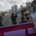 Izrael: Demonstranti blokirali auto-put, traže oslobađanje talaca od Hamasa