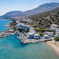 Turistkinja nestala u Grčkoj, pre toga poslala uznemirujuću poruku vlasniku hotela: Napisala je samo jednu reč