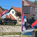 Nacionalistički pir u Novom Pazaru: Kroz naselje Lug provocirali zastavama Republike Srpske Krajine