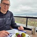 Oglasio se Vučić: "Poslednje pripreme pred govor u Cirihu"