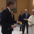 Papa Lav XIV ugostio Janika Sinera: Italijan mu poklonio reket, pa ga pozvao i na jedan teniski meč