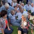 Fotografisali se za godišnjicu mature, a onda je nastao karambol: Zbog viralnog snimka cela Srbija puca od smeha (video)