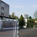 Blokaderi uništili deci i raspust Deo osnovaca od sutra odmara, ali ova grupa će morati da nastavi sa časovima