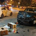 Sudar tri automobila u Novom Sadu – dva završila na trotoaru ispred lokala brze hrane, jedna osoba povređena