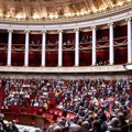 Francuski parlament odbio da razmatra pitanje opoziva Makrona