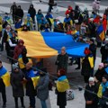 Rusija pogodila benzinsku stanicu i skladišta u Kijevu