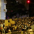 Zbog stambene krize hiljade ljudi protestovale ispred Parlamenta Portugalije