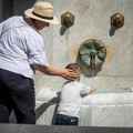 Svako drugo dete izloženo visokoj učestalosti toplotnih talasa: Unicef izdao preporuke za javne politike vlada