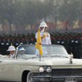 300 Luksuznih automobila, 52 pozlaćena čamca, 38 privatnih aviona Evo šta sve poseduje najbogatiji monarh na svetu! Neće…