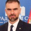 Žarko mićin: Grupa osionih ljudi izaziva haos u Novom Sadu, praveći barikade na najprometniji gradskim saobraćajnicama