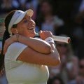 Osvajala US Open, napustila tenis, sad se vratila jača nego ikad: Sjajna priča američke Ruskinje na Vimbldonu