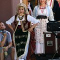 Guča: održano takmičenje za najboljeg zdravičara i najbolju narodnu nošnju