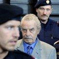 Čudovište iz podruma traži slobodu Ćerku je godinama silovao više od hiljadu puta, ona mu rodila sedmoro dece