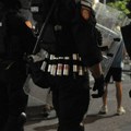 Incidenti i suzavac kod Vlade: Žandarmerija potisnula građane ka Slaviji