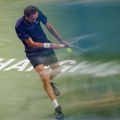 Medvedev u polufinalu Šangaja
